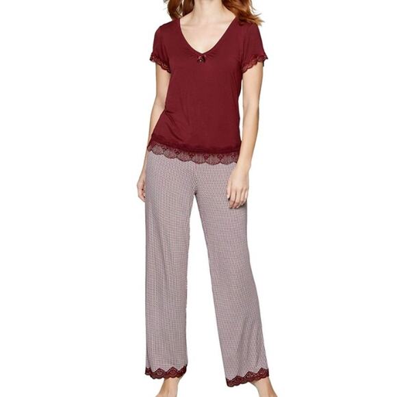 Jasper Conran Sz 8 Wine Red Pajama Top & Bottom Set Lace Trim Holiday Luxury PJs - Picture 1 of 16
